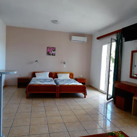 Corfu Poolside Paradiso-panoramic Seaview Studio Vakantiehuis *