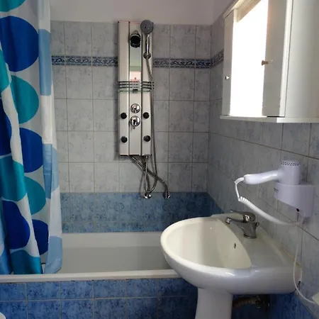 Corfu Poolside Paradiso-panoramic Seaview Studio Vakantiehuis *